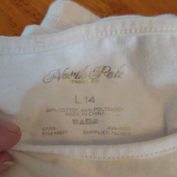 Girls Christmas tee - Picture 4 of 4